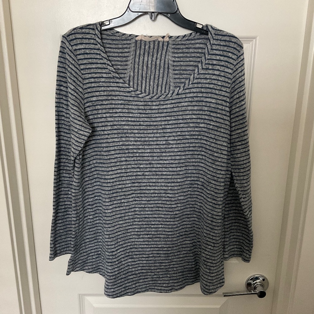 Soft Surroundings Blue and Grey Striped Lightweight Sweater - Size Medium